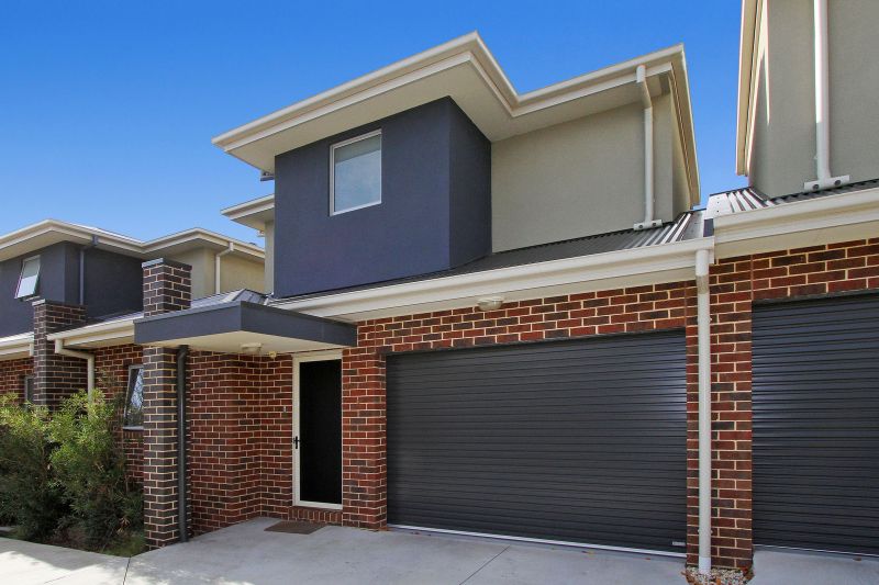 2/5 Dunolly Crescent, Reservoir