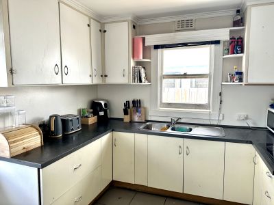 3
 
 
 
  
 
 
 1
 
 
 
 
 
 
 
 
 3 Lindsay Place, Devonport TAS 7310, Devonport - Thumbnail 5