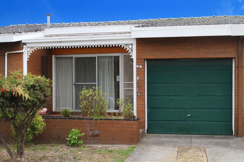 98 Edwardes Street, Reservoir