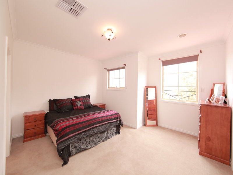 4 Birrali Way SOUTH MORANG, South Morang - Thumbnail 8