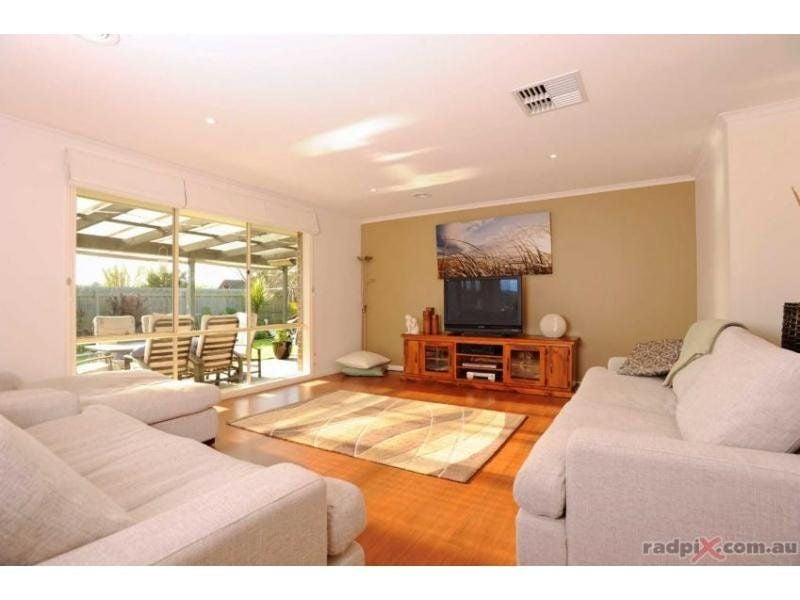 Real Estate For Sale 33 Veda Avenue Mount Martha , VIC