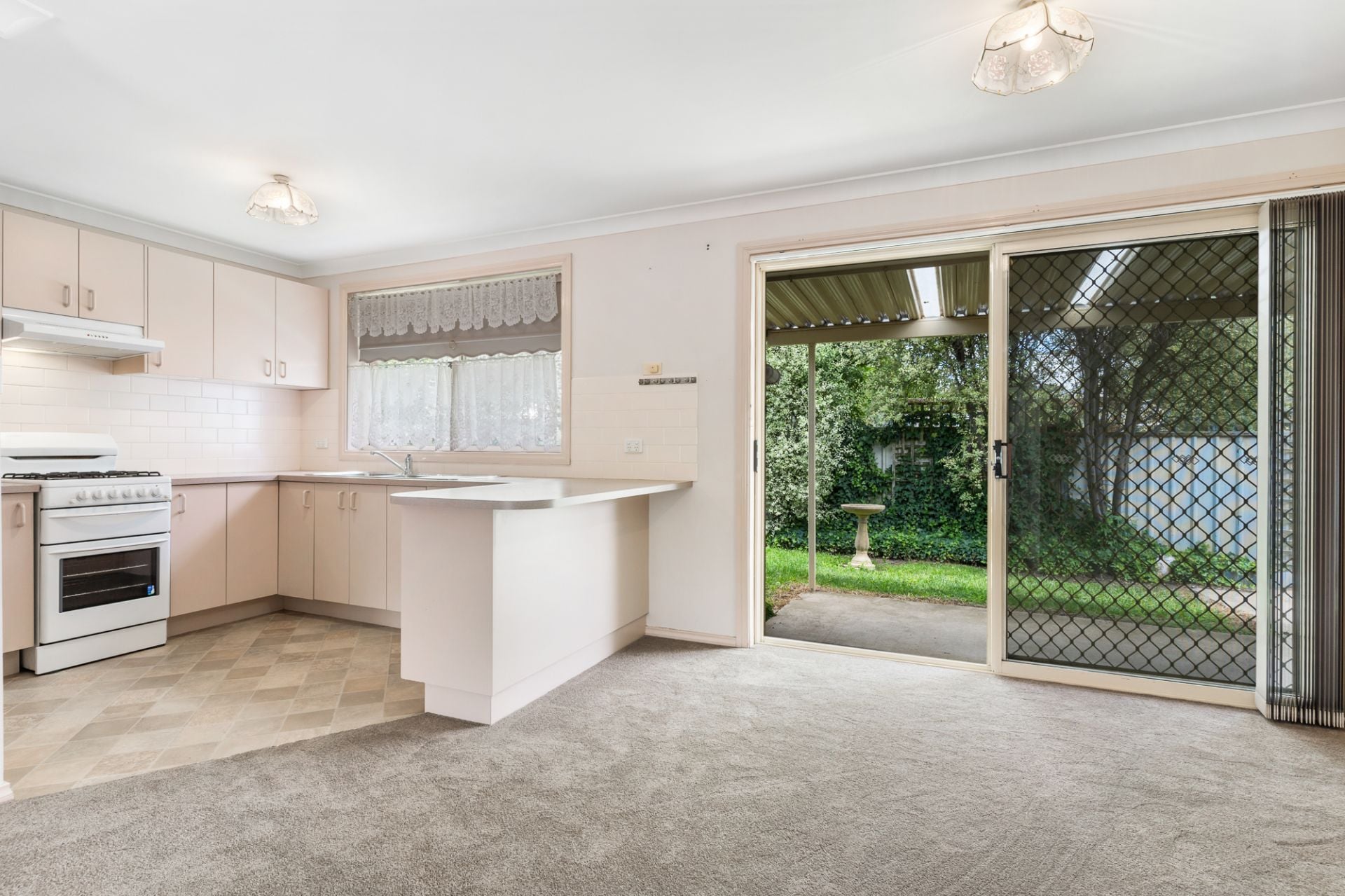 10/7 Spring Street Orange NSW, Orange - Thumbnail 2