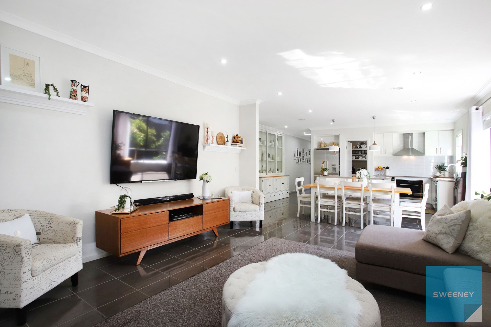 15 Concorde Avenue, Fraser Rise - Thumbnail 4