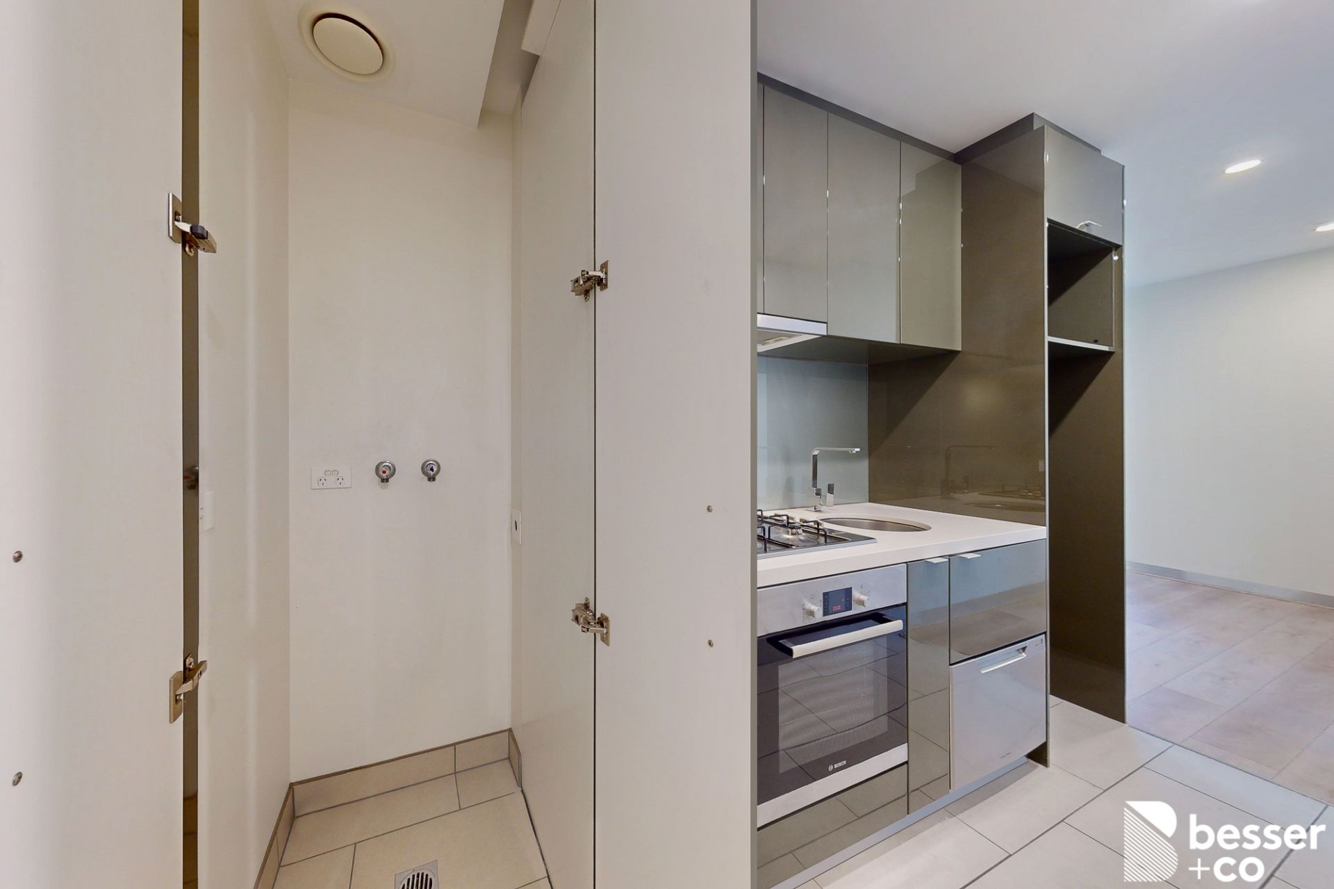1102/33 Clarke Street, Southbank - Thumbnail 6