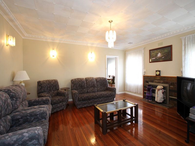 56 Rosala Avenue, Altona North - Thumbnail 3