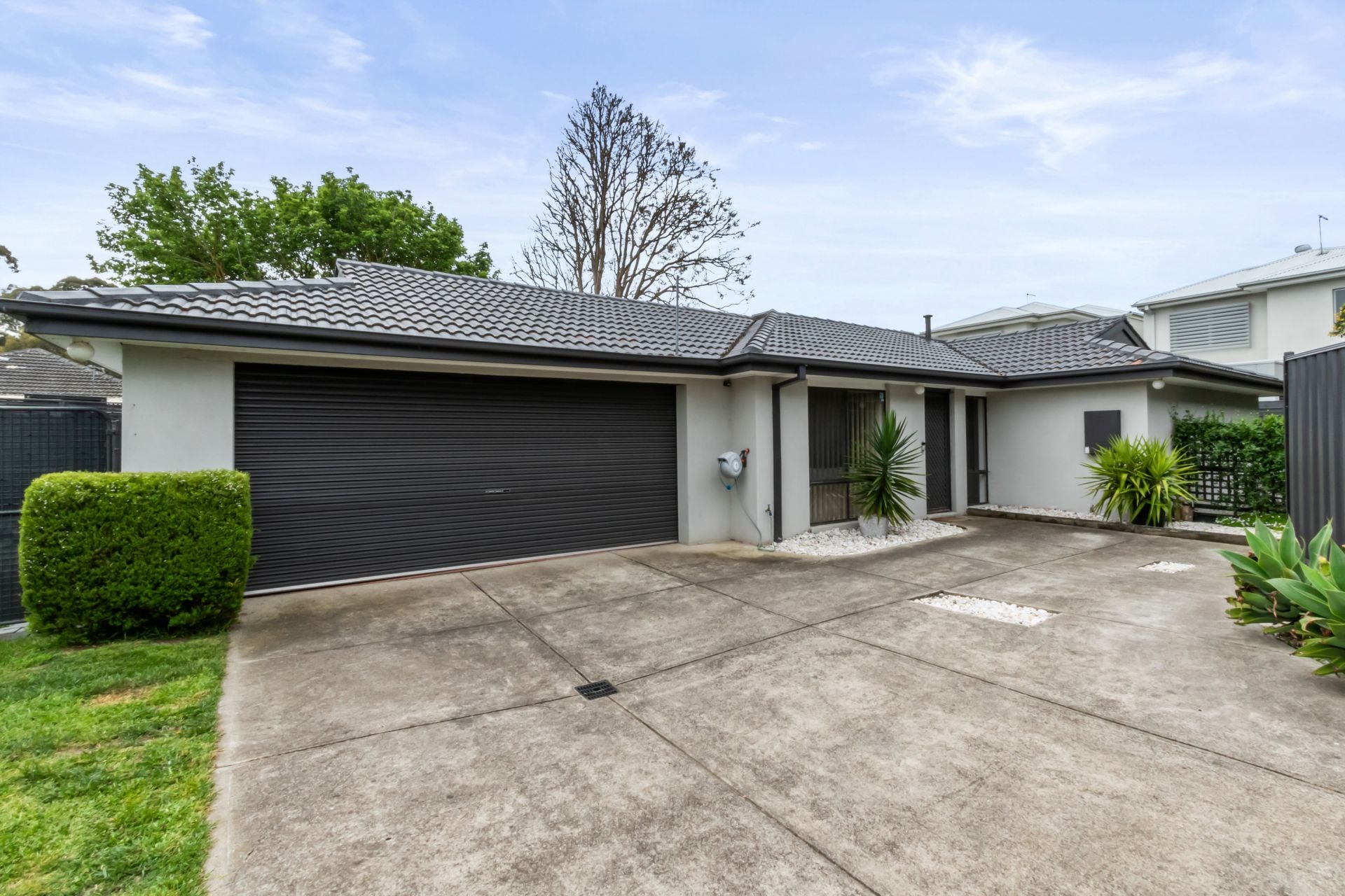 Versatile floorplan with spacious backyard