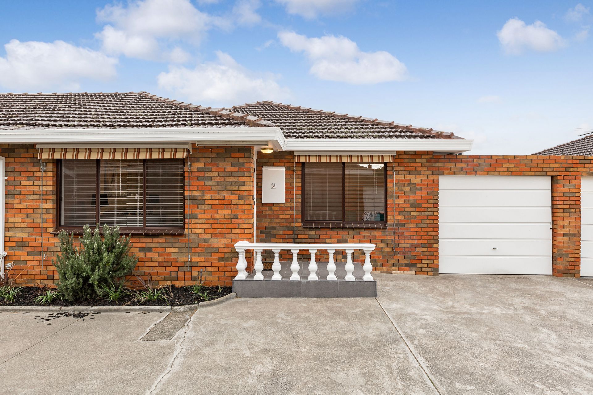 2/51-53 Alma Street, West Footscray - Thumbnail 3
