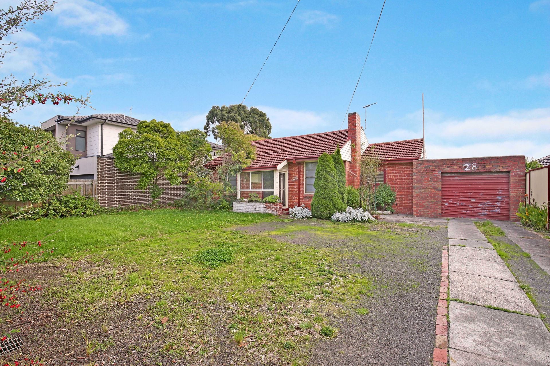 Ready to call home - Walk to everything! LOCATION LOCATION LOCATION