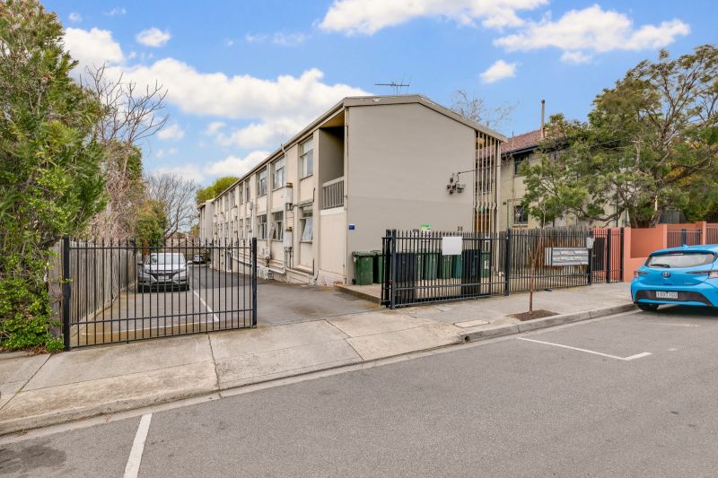 2/38 Waterloo Crescent, St Kilda OBrien Real Estate