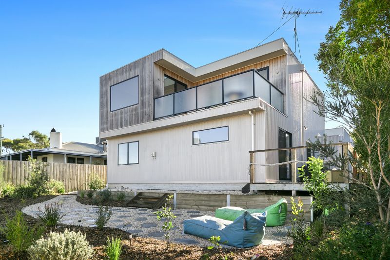 15 Beach Road Aireys Inlet VIC, Aireys Inlet - Thumbnail 2