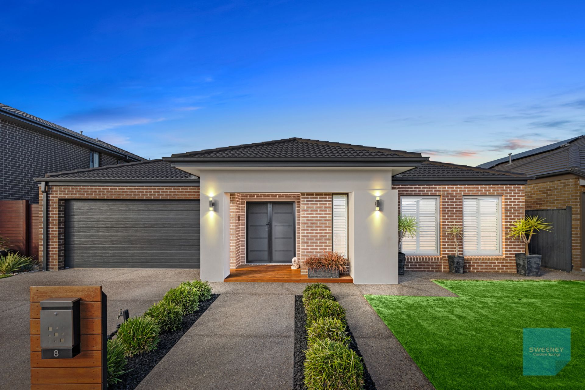 8 Wren Parade, Fraser Rise - Thumbnail 2