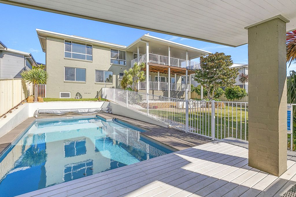 42 Sinclair Drive, BONNY HILLS NSW 2445