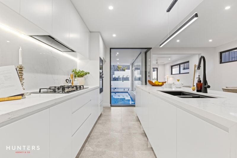 18A Mount Street, Constitution Hill