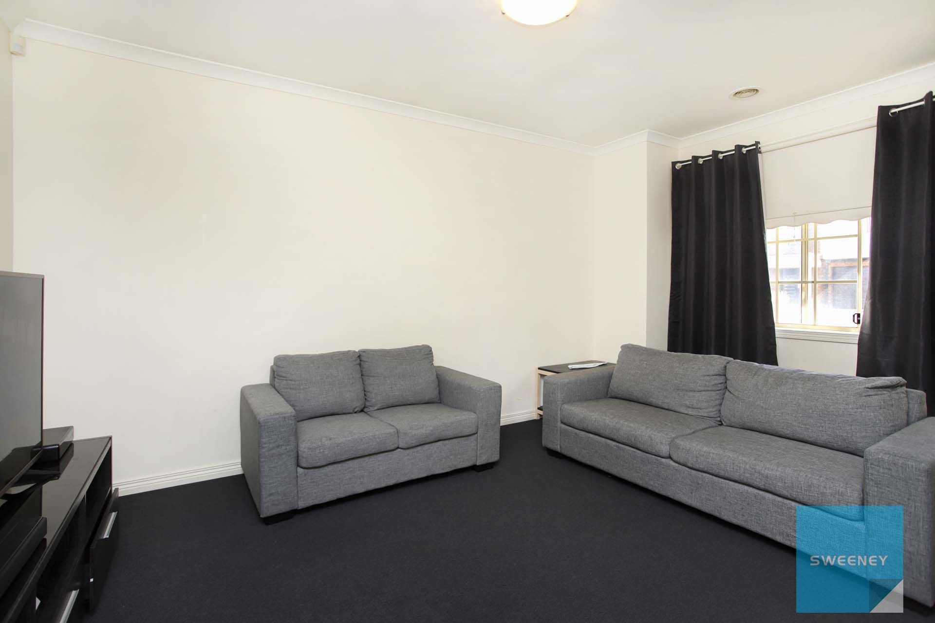 52 Naracoorte Drive, Caroline Springs - Thumbnail 5