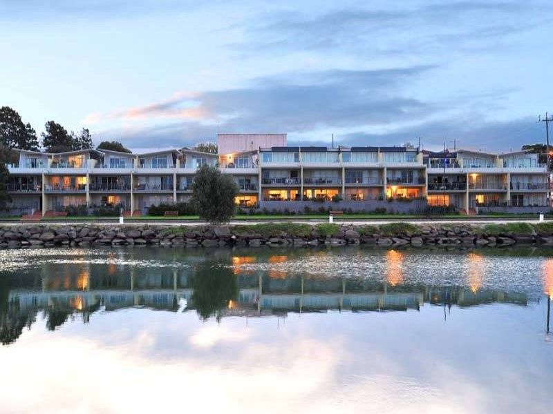 15/1 Saltriver Place, Footscray - Thumbnail 2