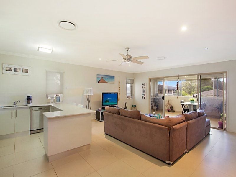2 Fairmont Court BANORA POINT NSW, Banora Point - Thumbnail 4
