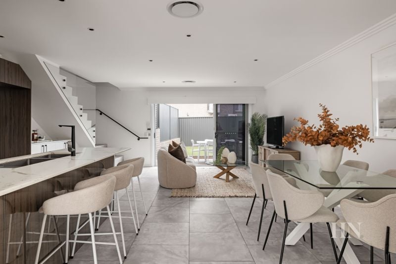 15/1 Bertram Lane, Mortlake