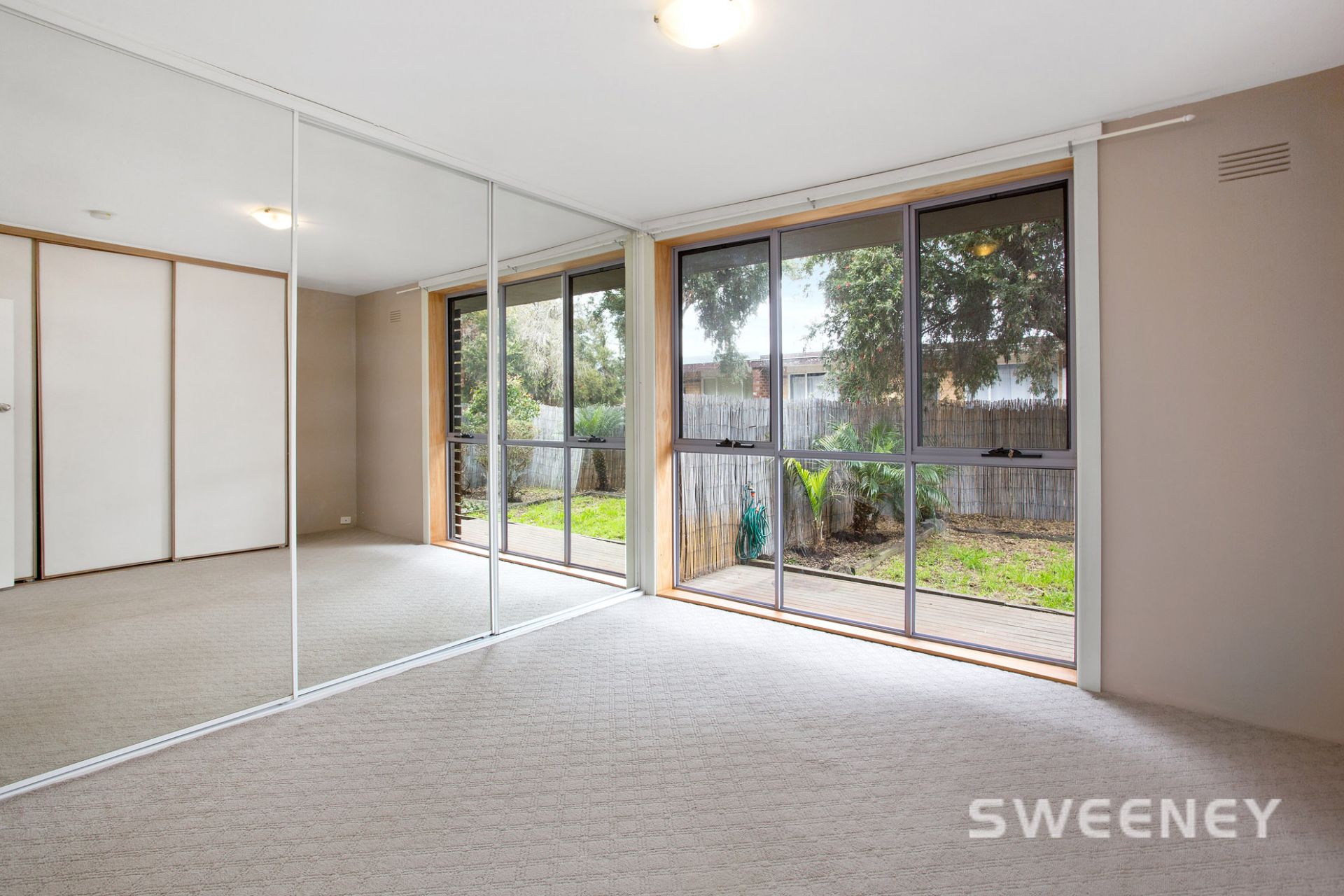 1/418 Blackshaws Road, Altona North - Thumbnail 6