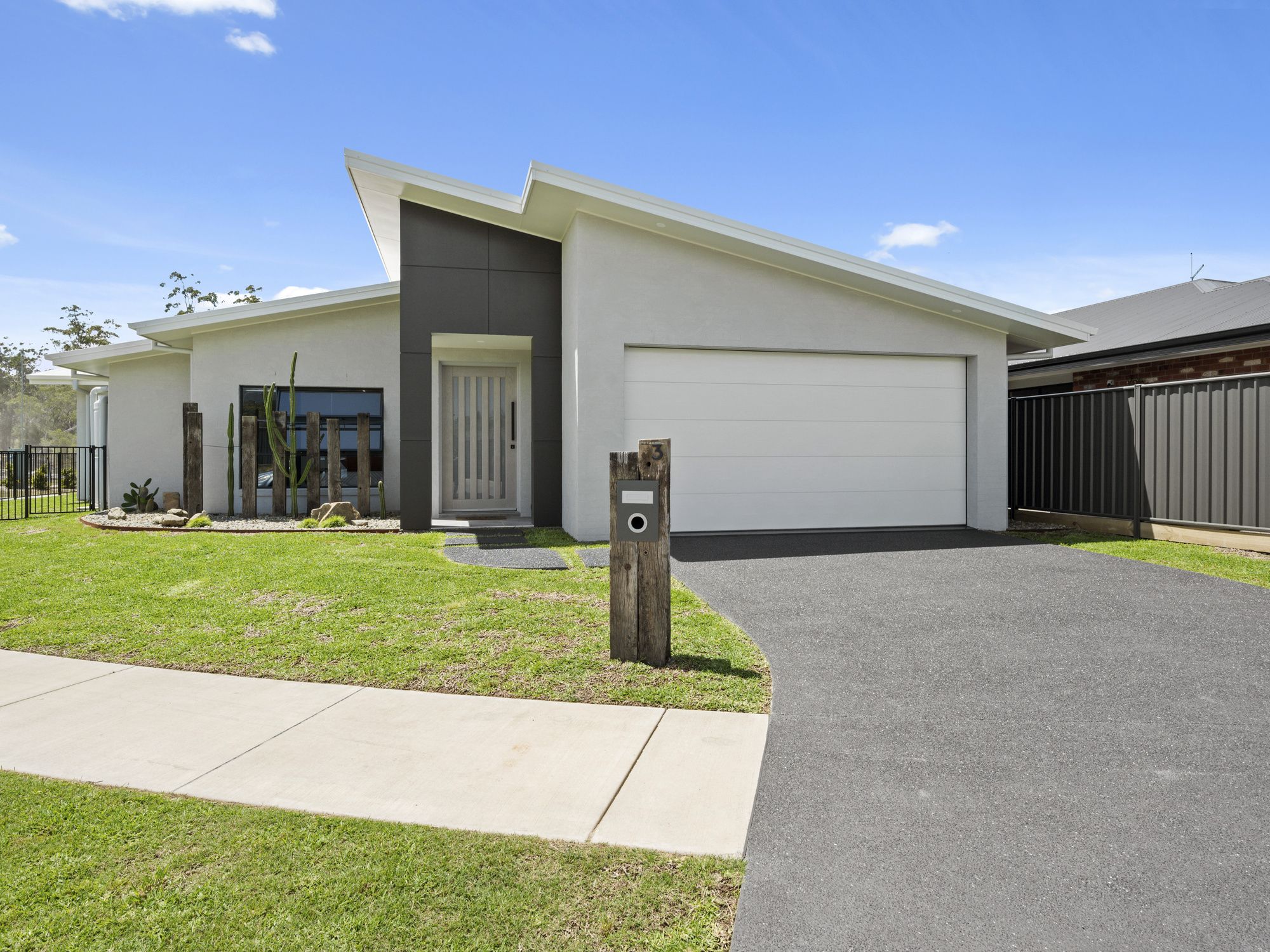 For Sale 3 Ocean Point Avenue Moonee Beach , NSW
