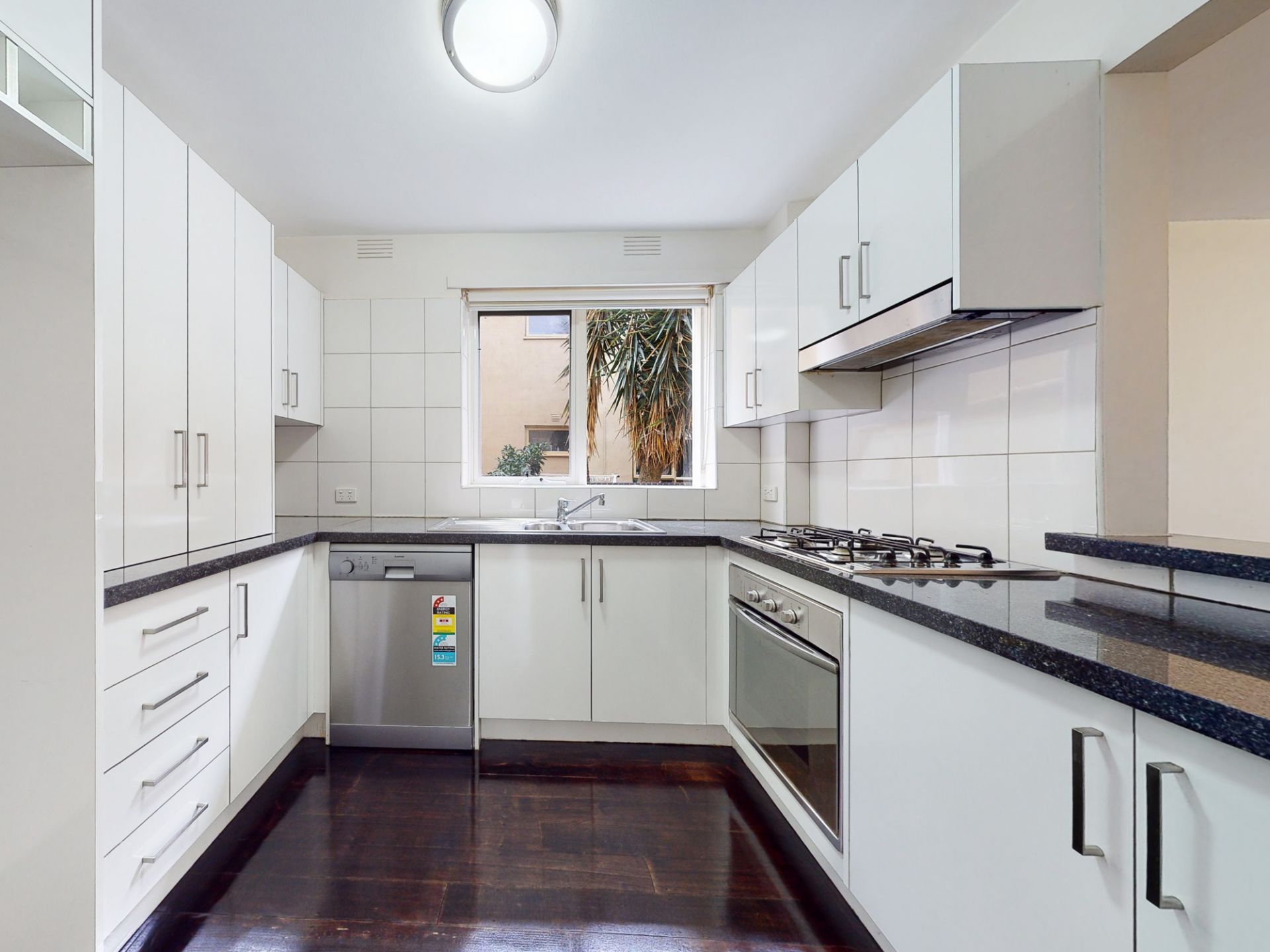 5/38 Northcote Road, Armadale - Thumbnail 2