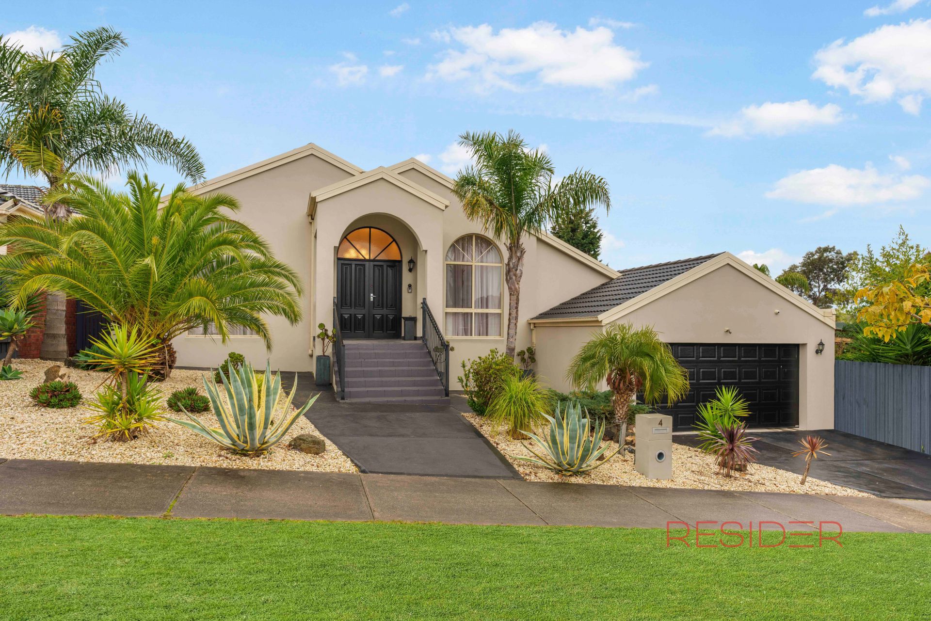 4 Lyons Rise South Morang, South Morang - Thumbnail 2