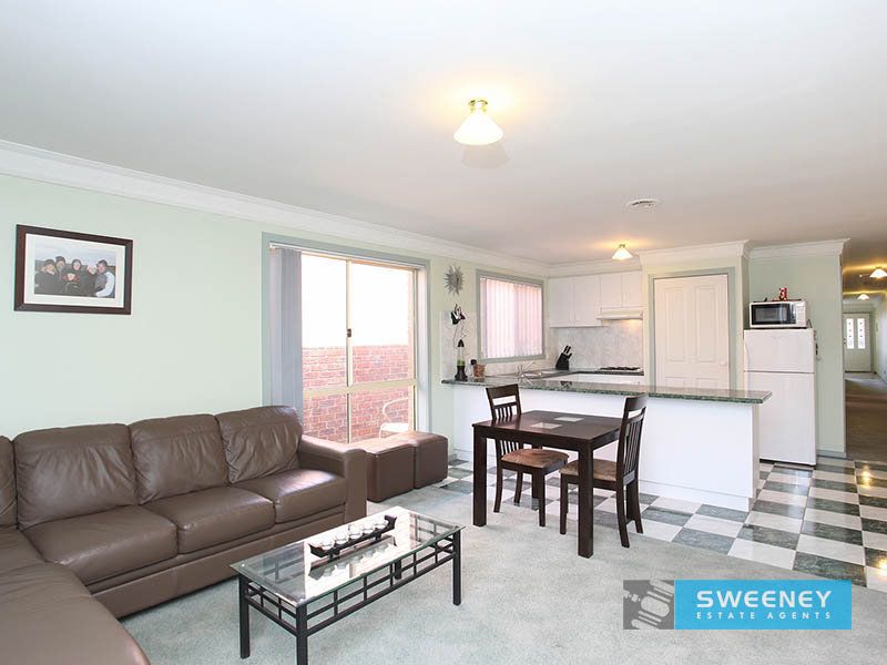 71 Henry Drive, Altona Meadows - Thumbnail 4