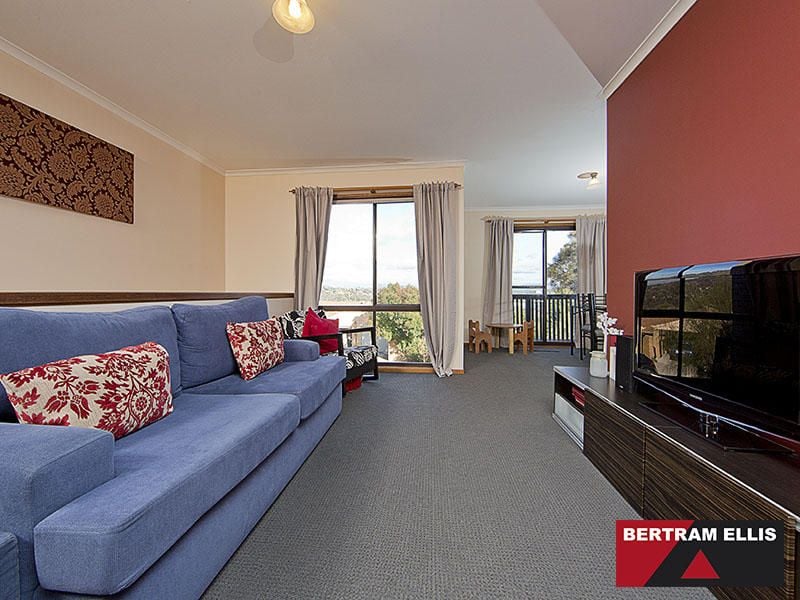 16 Hallen Close, Swinger Hill - Thumbnail 3