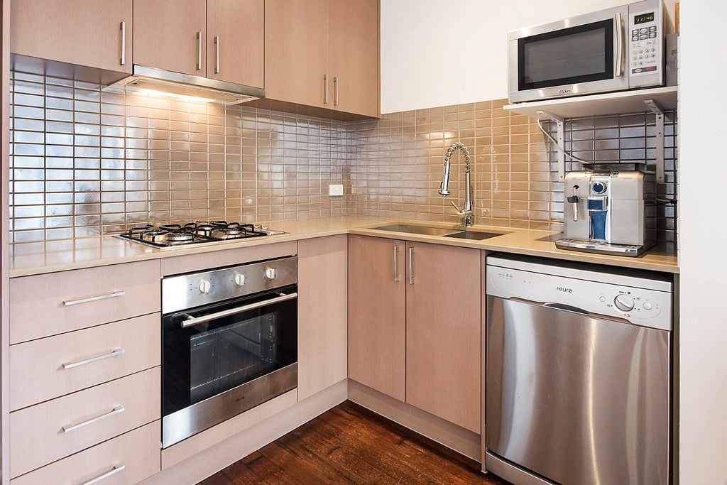 Immaculate Townhouse!