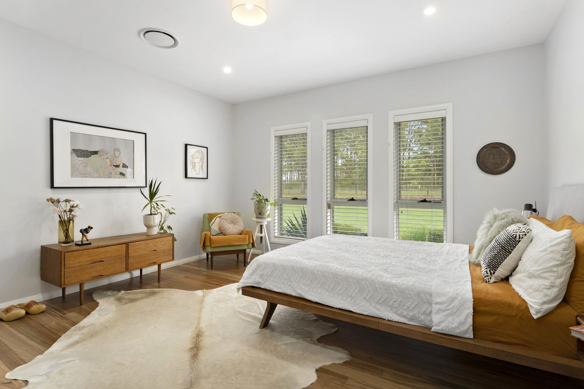 Real Estate For Sale - 54 Lincoln Drive - Orangeville NSW 