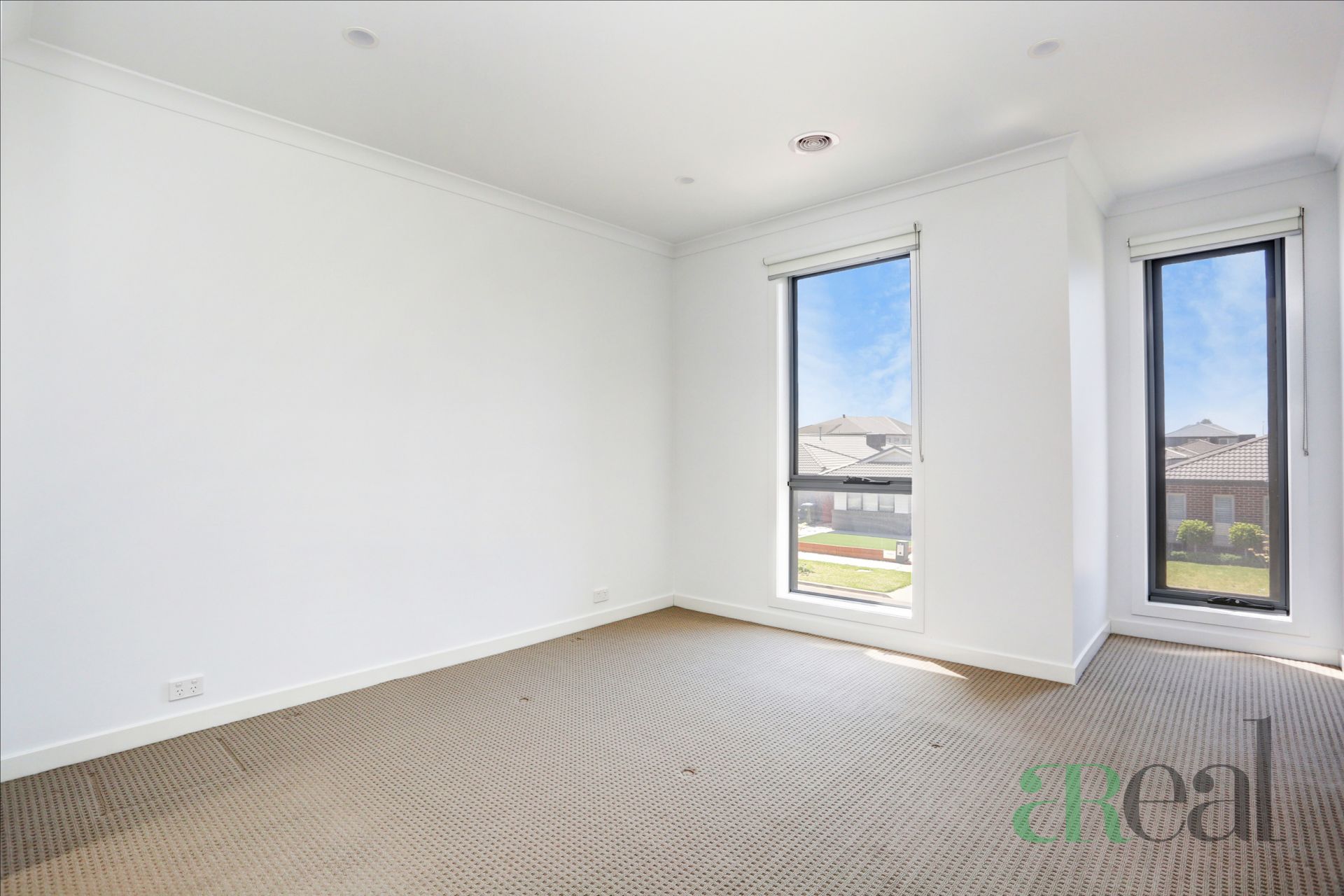 19 Roosevelt Way, Point Cook VIC