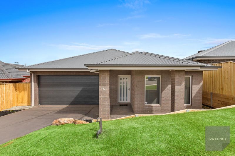42 McLachlan Street, Bacchus Marsh - Thumbnail 2