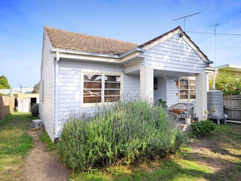 9 Jasper Avenue BARWON HEADS VIC, Barwon Heads - Thumbnail 2