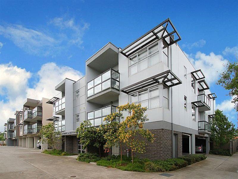 Luxurious 3 Bedroom Apartment in a Boutique Block