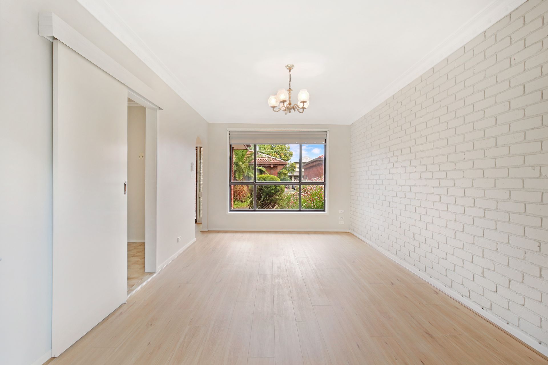 Spacious Three Bedroom Villa in a Perfect Location with Water Bills Included
