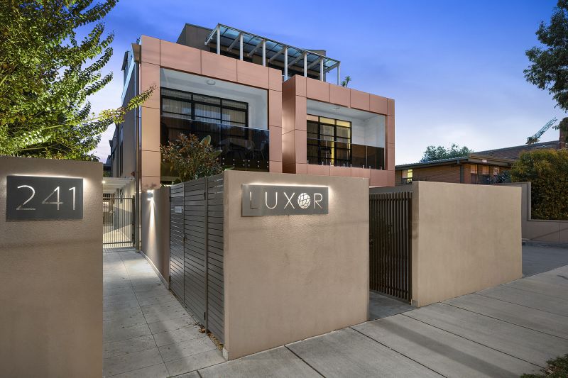 201/241 Balaclava Road, Caulfield North - Thumbnail 2