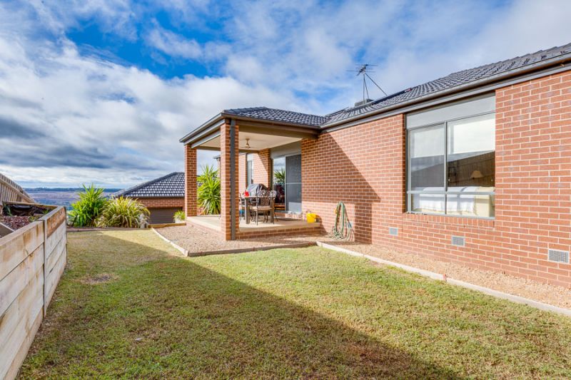 55 Riversdale Crescent