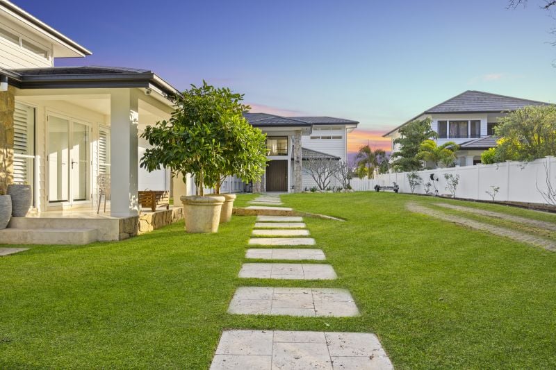 $ 8,100,000, Broadbeach Waters - Thumbnail 7