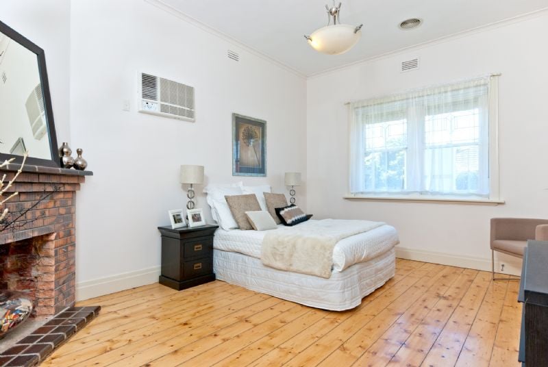 18 Loch Street, Yarraville - Thumbnail 4