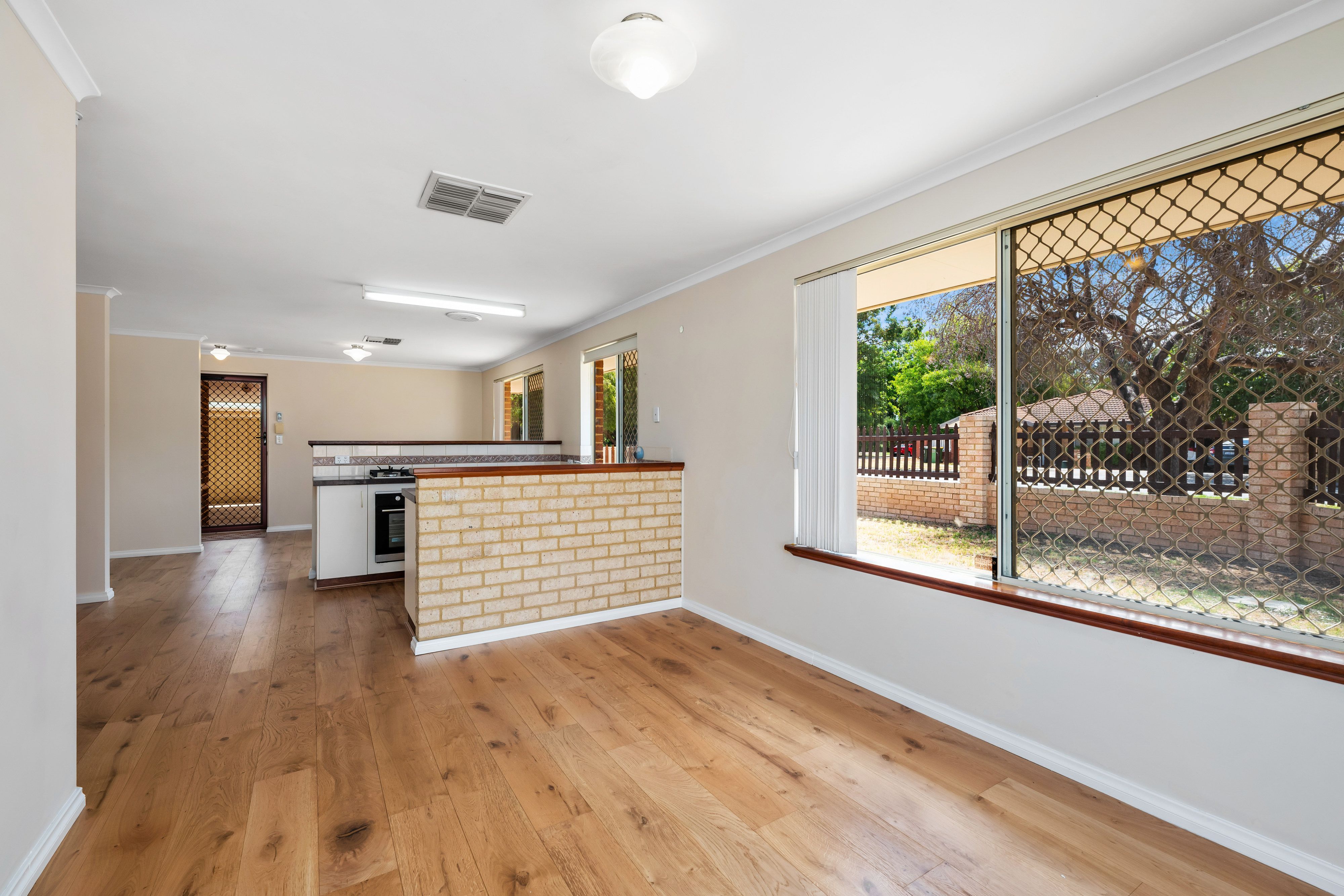 Real Estate For Sale 20 Wyong Road Bentley , WA