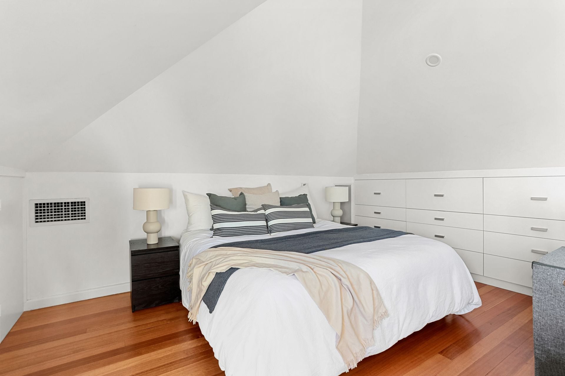 2/47 Liverpool Street, Rose Bay, Rose Bay - Thumbnail 6