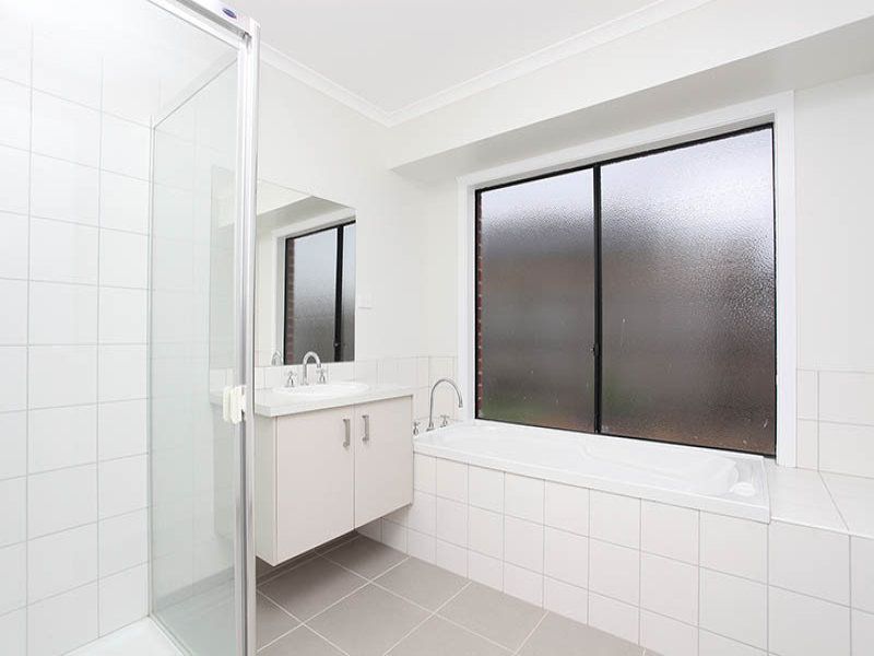 50 Basilica Vista MERNDA, Mernda - Thumbnail 8