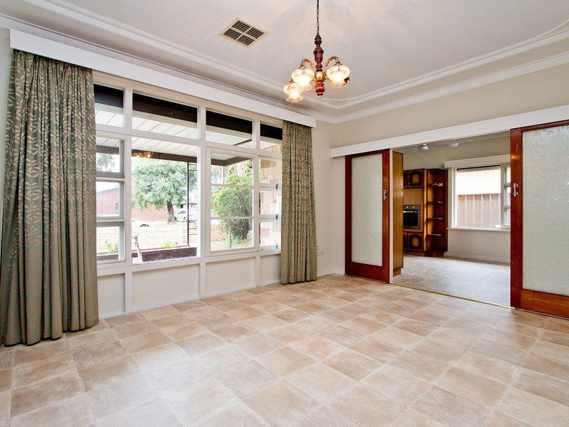 6 Atkell Avenue Campbelltown 5074