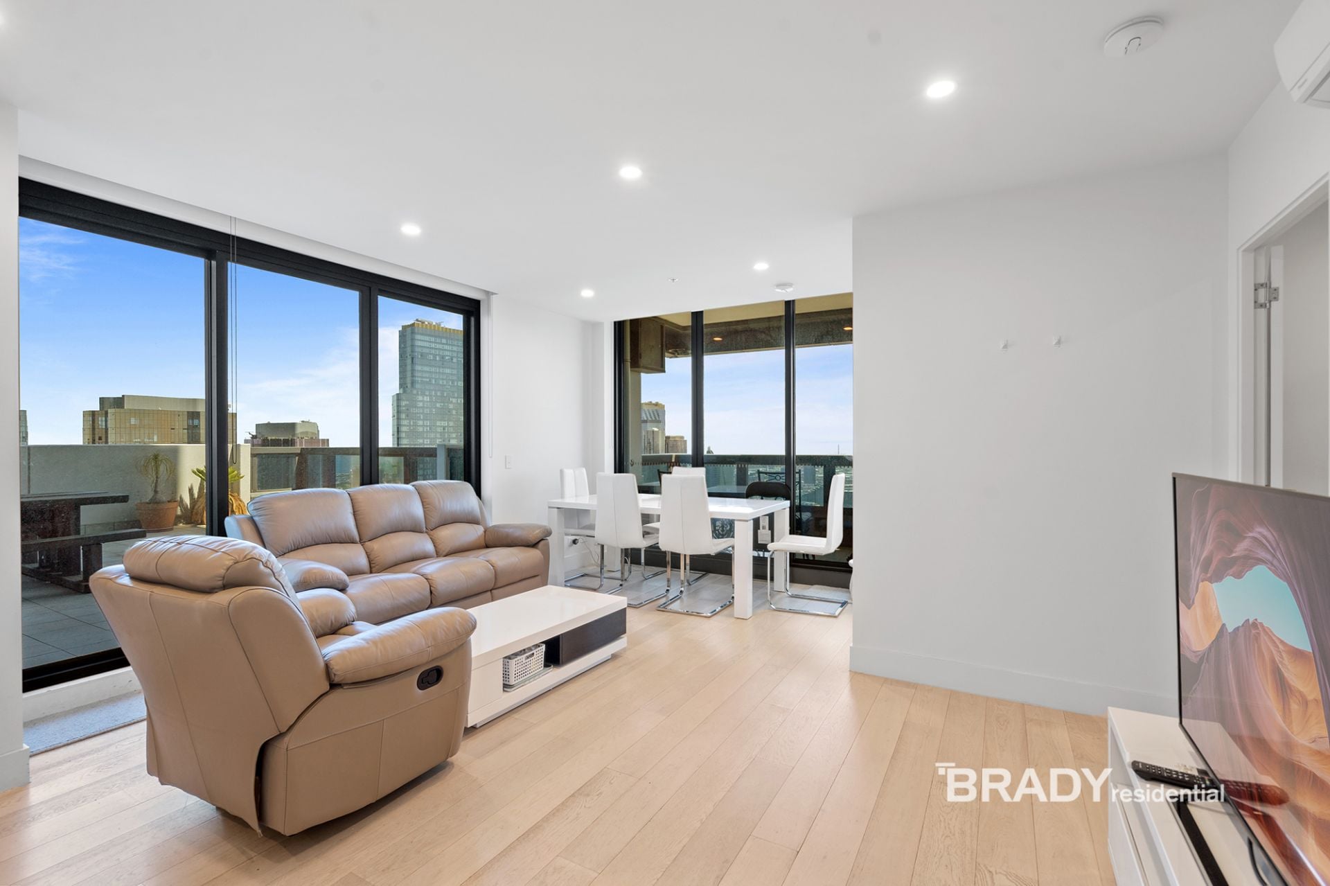 6005/500 Elizabeth Street Melbourne VIC, Melbourne - Thumbnail 3