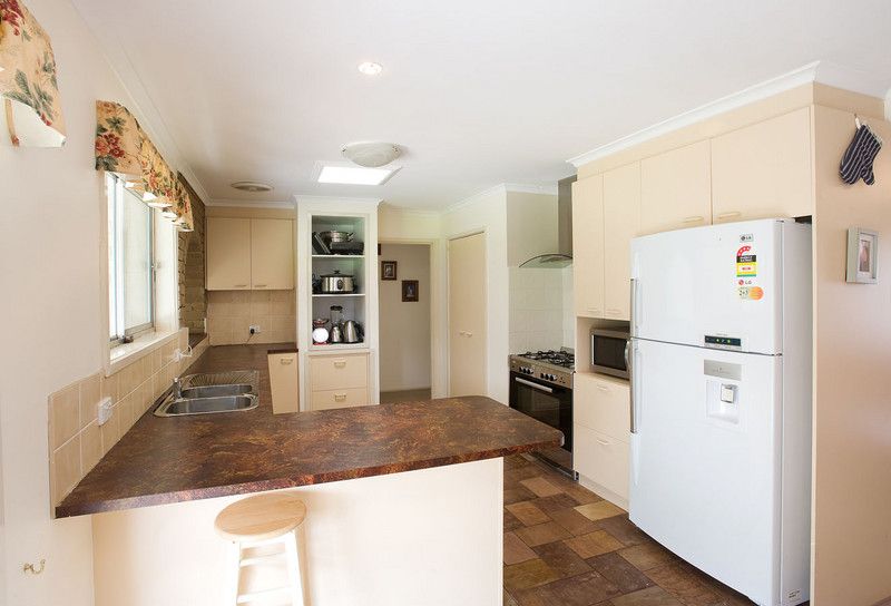 7 Wyatt Place, Melton West - Thumbnail 4