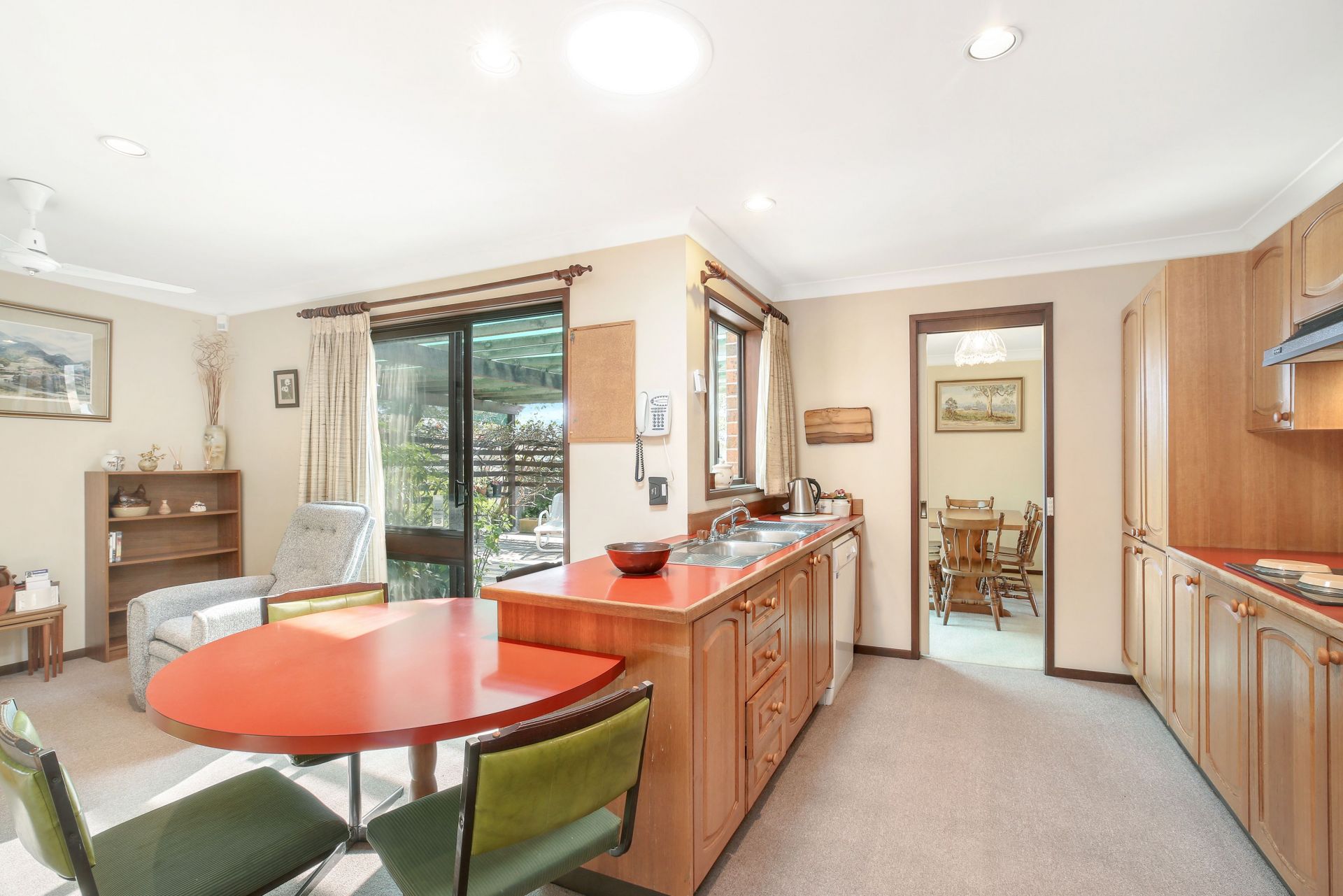 37 Banksia Avenue, Engadine, Engadine - Thumbnail 5