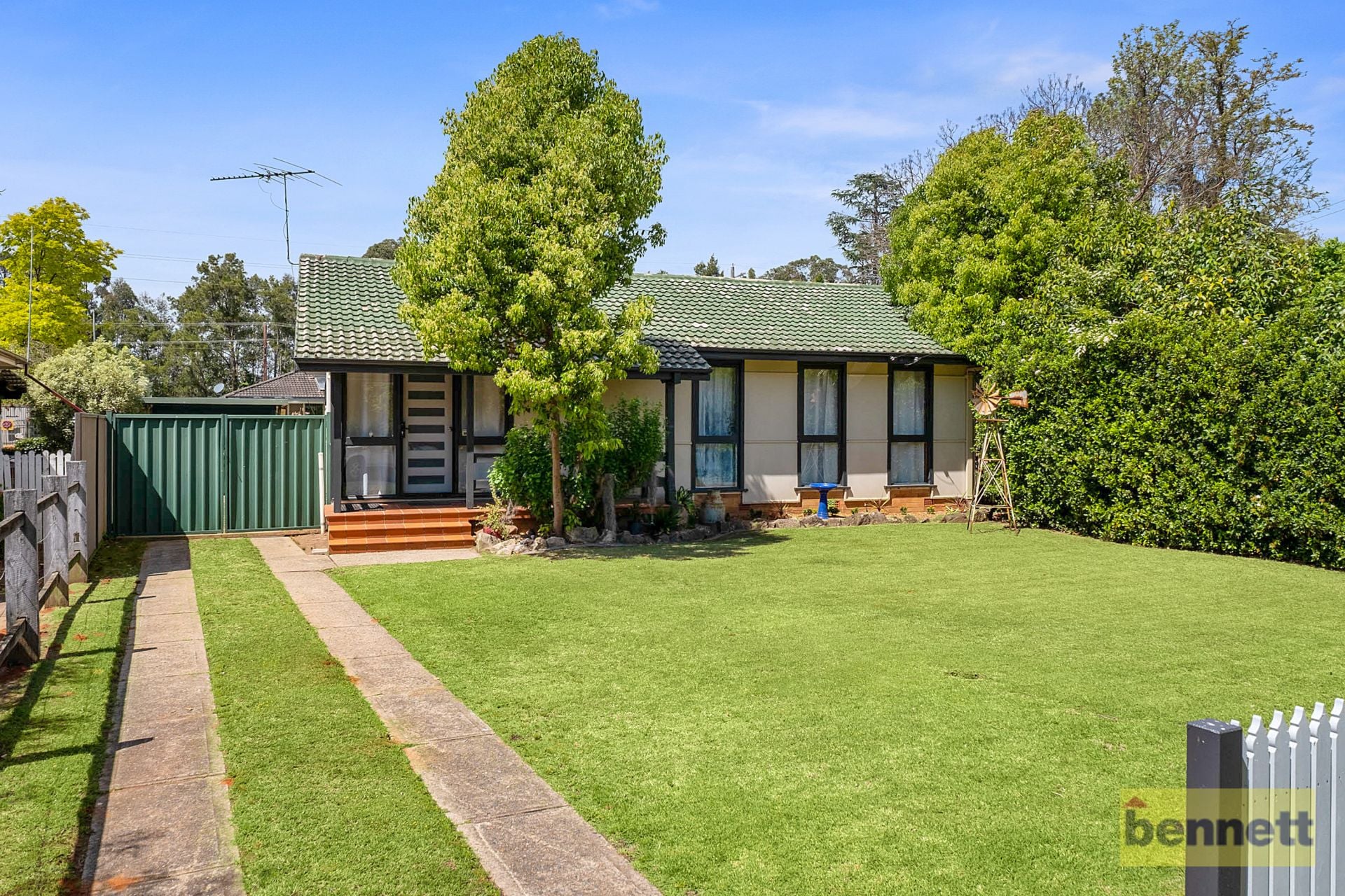 98 Luttrell Street, Hobartville - Thumbnail 2