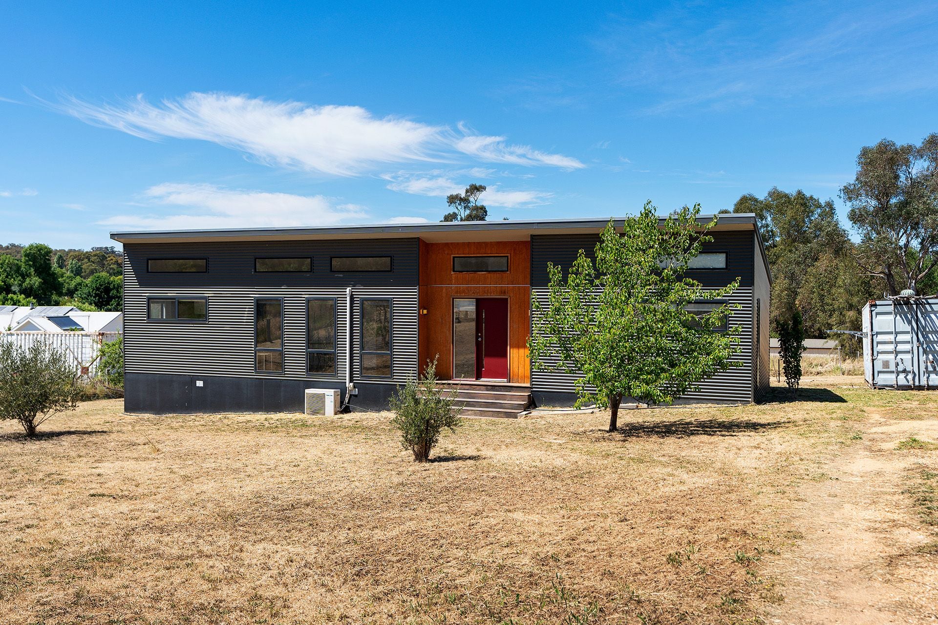8 Little Fryers Street, Guildford - Thumbnail 2