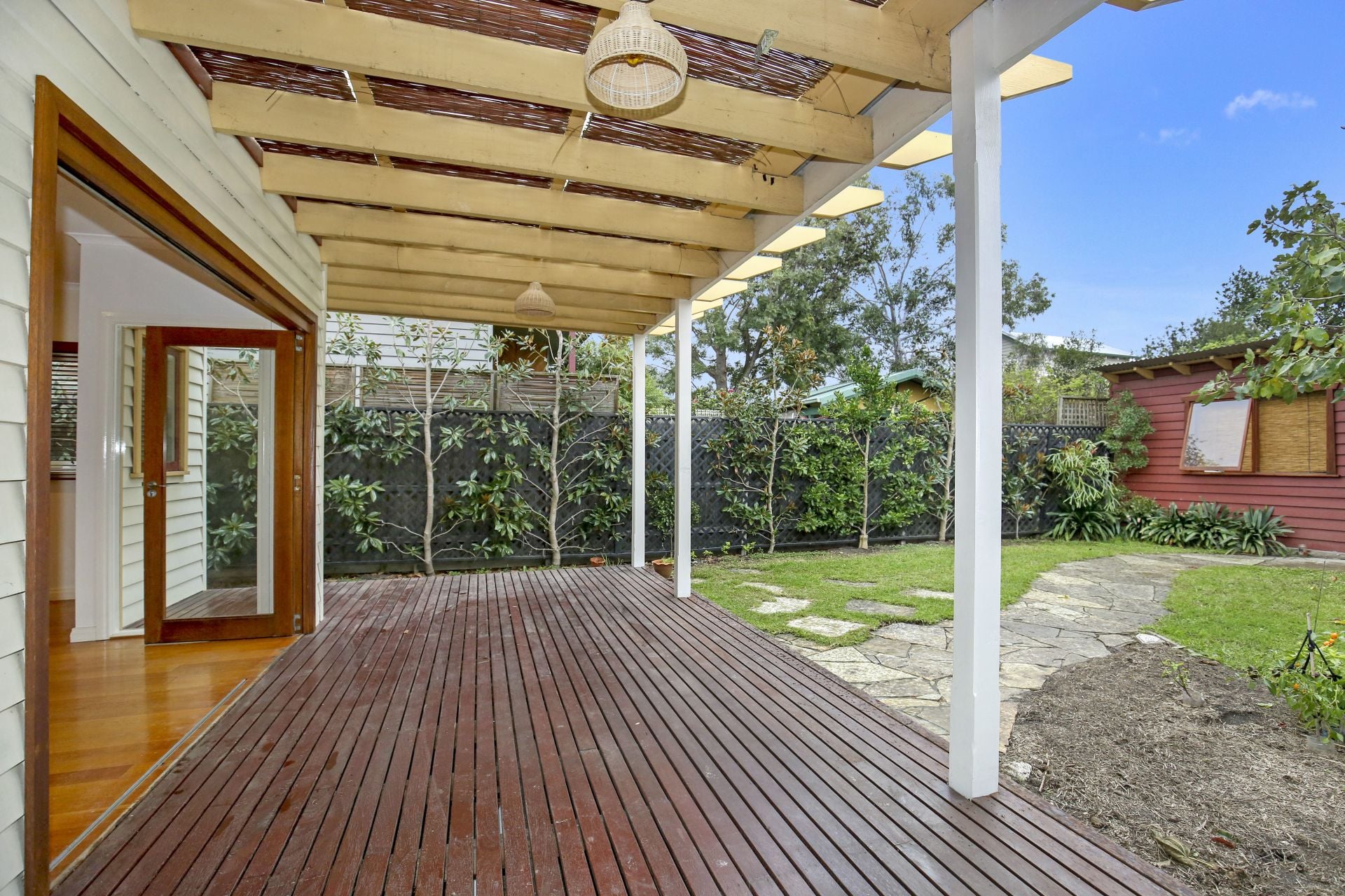 PERFECT HOUSE PERFECT LOCATION!