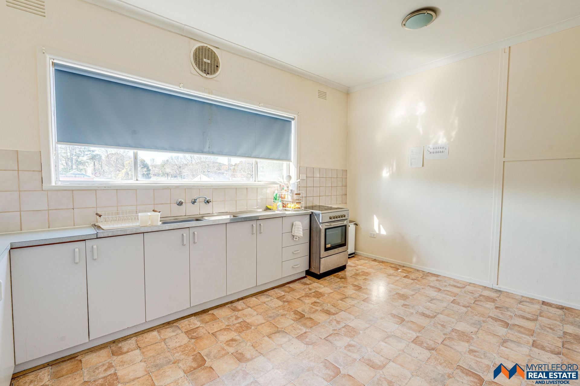 89 Standish Street, MYRTLEFORD, Myrtleford - Thumbnail 5