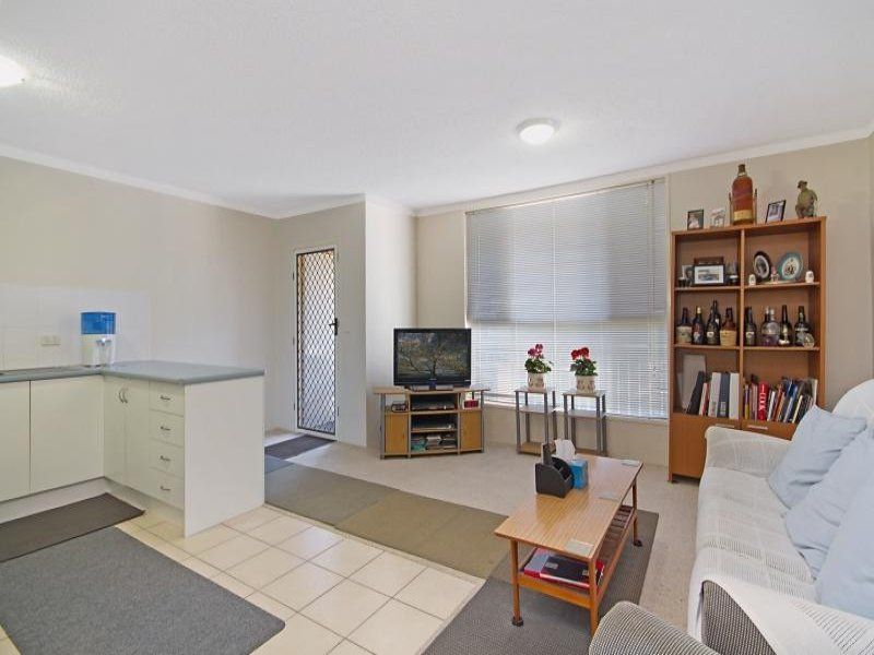 6/22 Garrick Street 'Garrick Lodge' COOLANGATTA QLD, 'Garrick Lodge' Coolangatta - Thumbnail 2